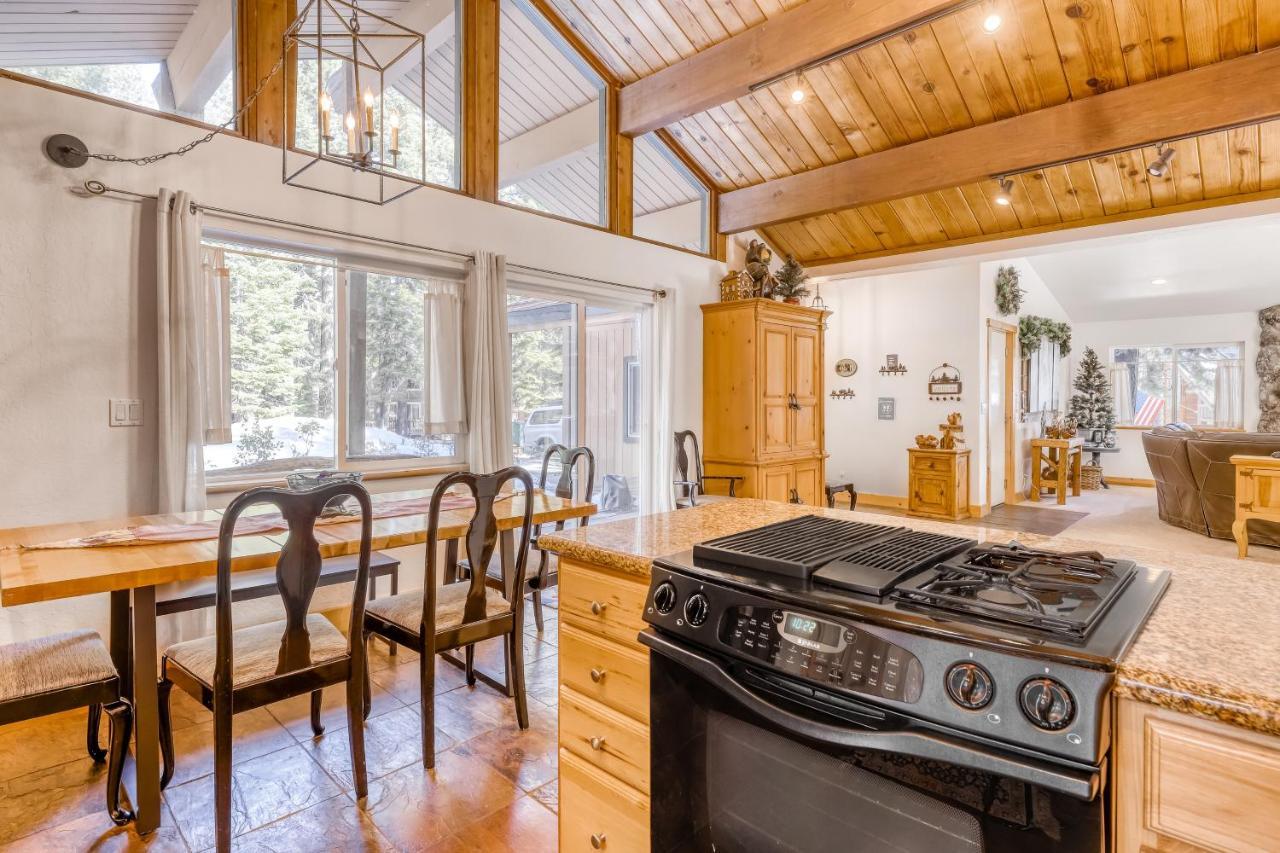 Lazy Bear Retreat Villa Mevers Bagian luar foto